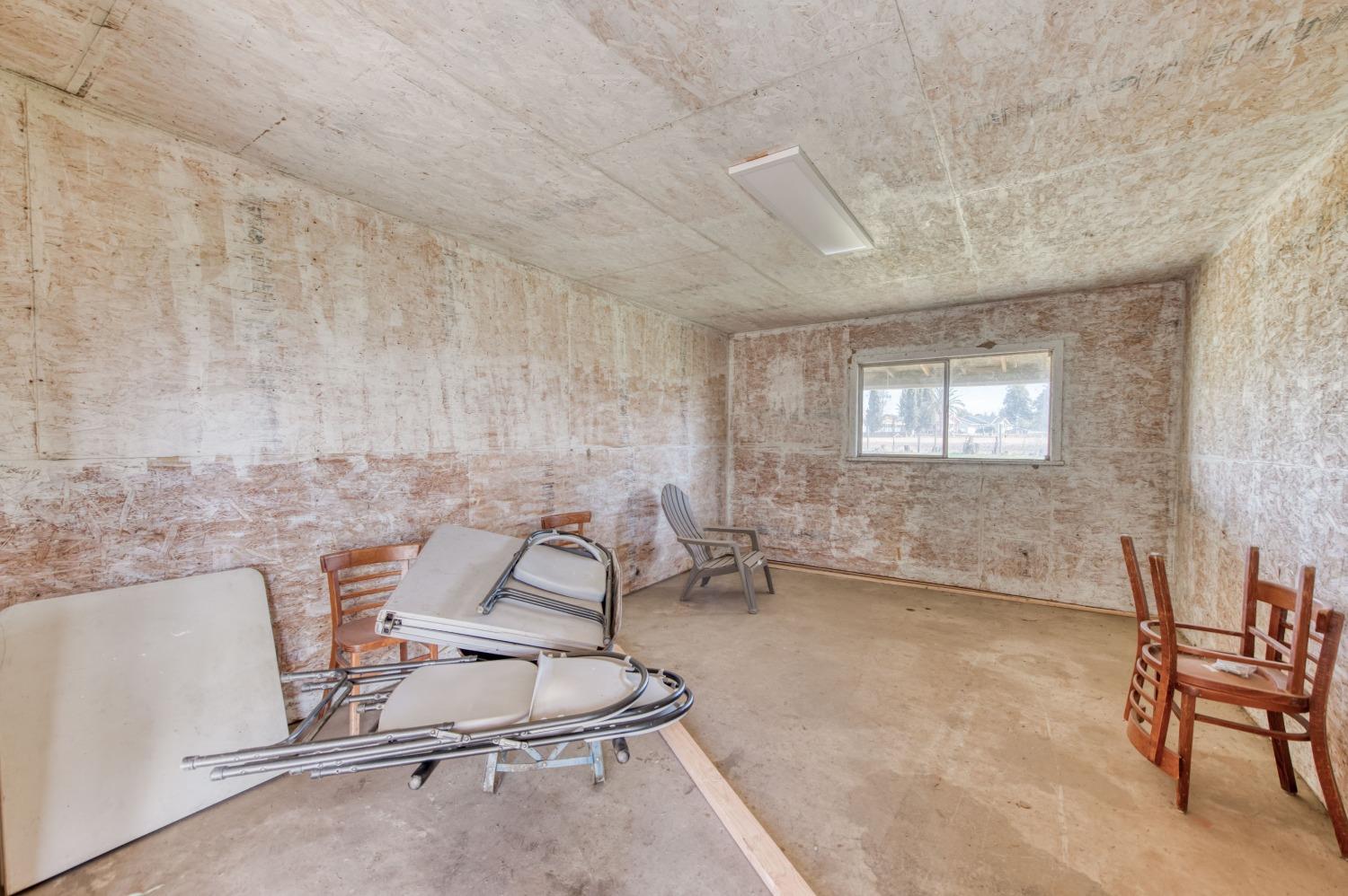 Detail Gallery Image 27 of 38 For 25540 Lynn Pl #B,  –,  CA 93638 - 3 Beds | 2 Baths