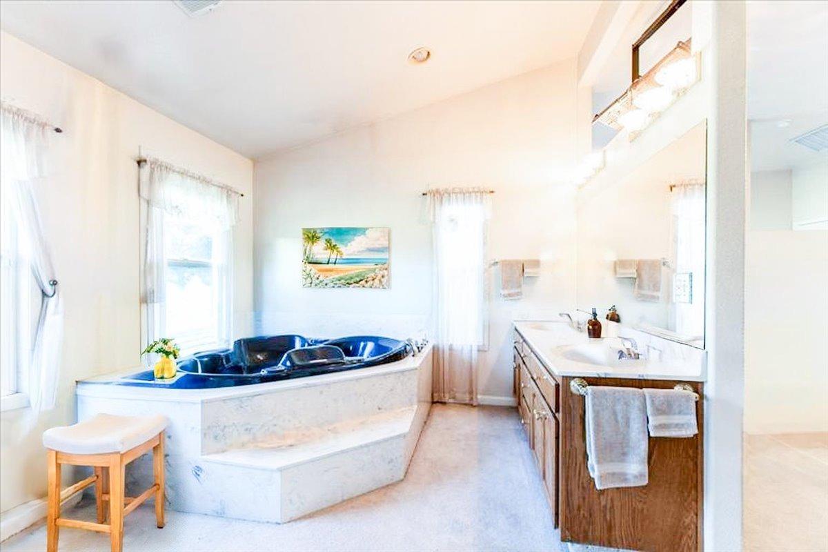 Detail Gallery Image 10 of 33 For 2950 Happy Valley Ct, Atwater,  CA 95301 - 6 Beds | 3/1 Baths