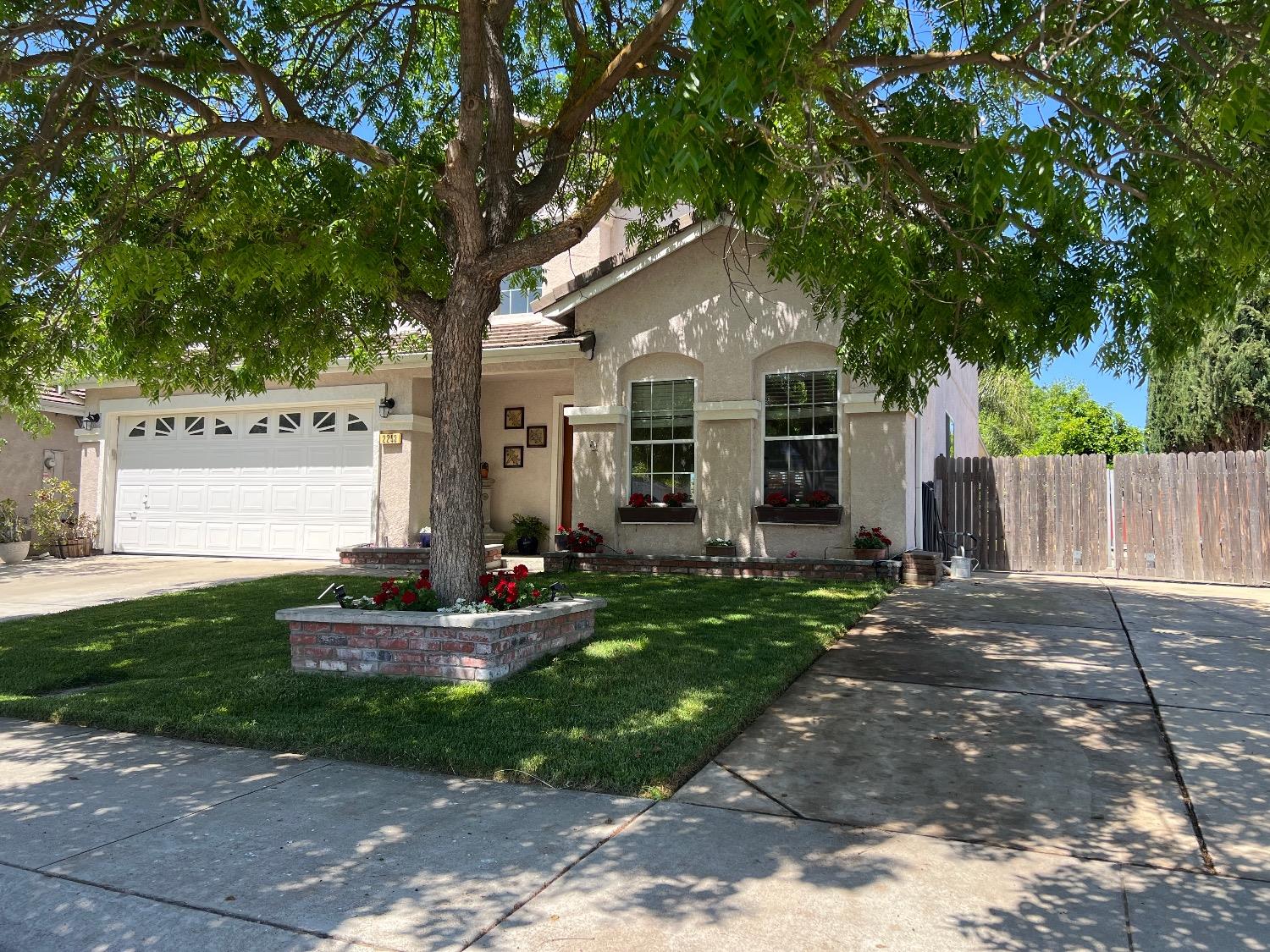 Stern Place, Stockton, California image 1