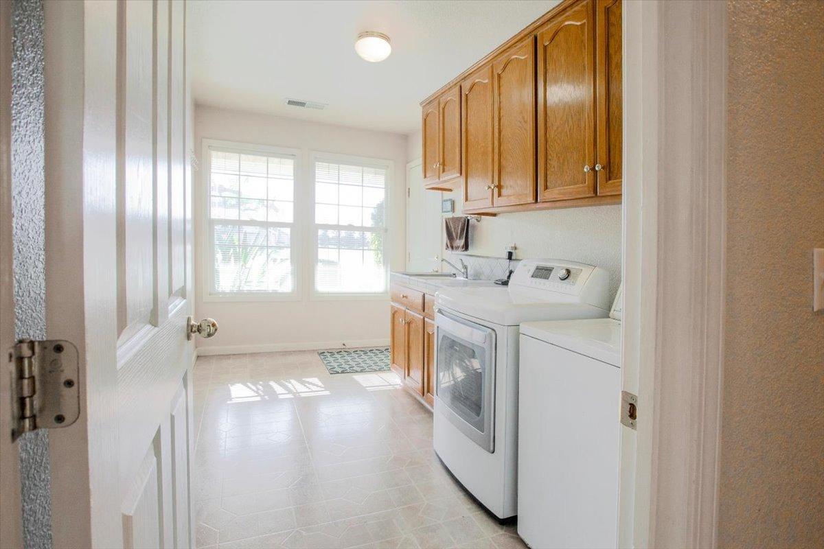 Detail Gallery Image 24 of 33 For 2950 Happy Valley Ct, Atwater,  CA 95301 - 6 Beds | 3/1 Baths
