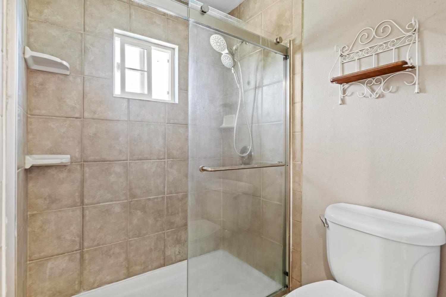 Detail Gallery Image 27 of 55 For 2681 Pinecrest Rd, Oroville,  CA 95966 - 3 Beds | 2 Baths