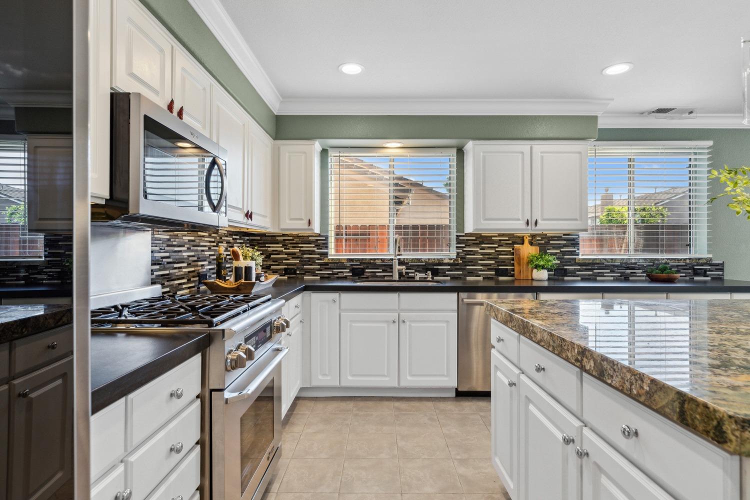 Detail Gallery Image 19 of 63 For 799 Ruess Rd, Ripon,  CA 95366 - 5 Beds | 3 Baths