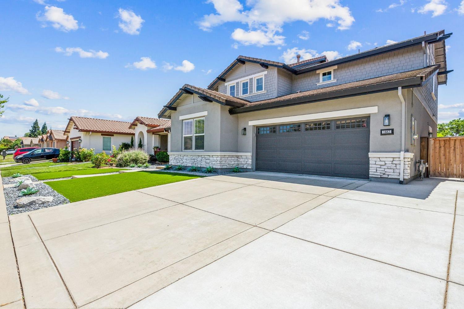 Flora Way, Lincoln, California image 2