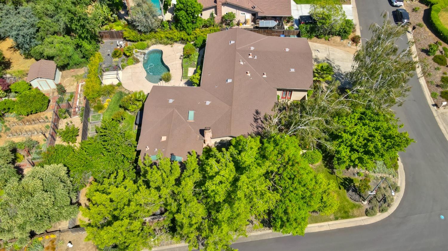 Detail Gallery Image 76 of 78 For 8401 Kroeger Ct, Fair Oaks,  CA 95628 - 4 Beds | 3 Baths