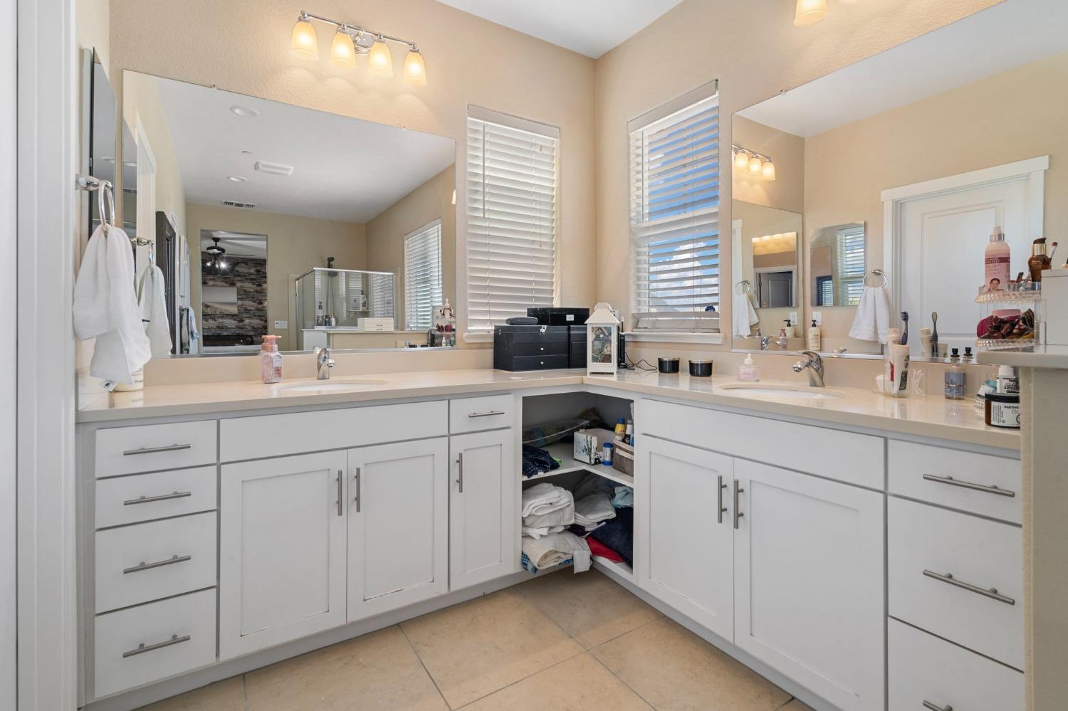Detail Gallery Image 36 of 56 For 18427 Pilot Ct, Lathrop,  CA 95330 - 4 Beds | 3 Baths