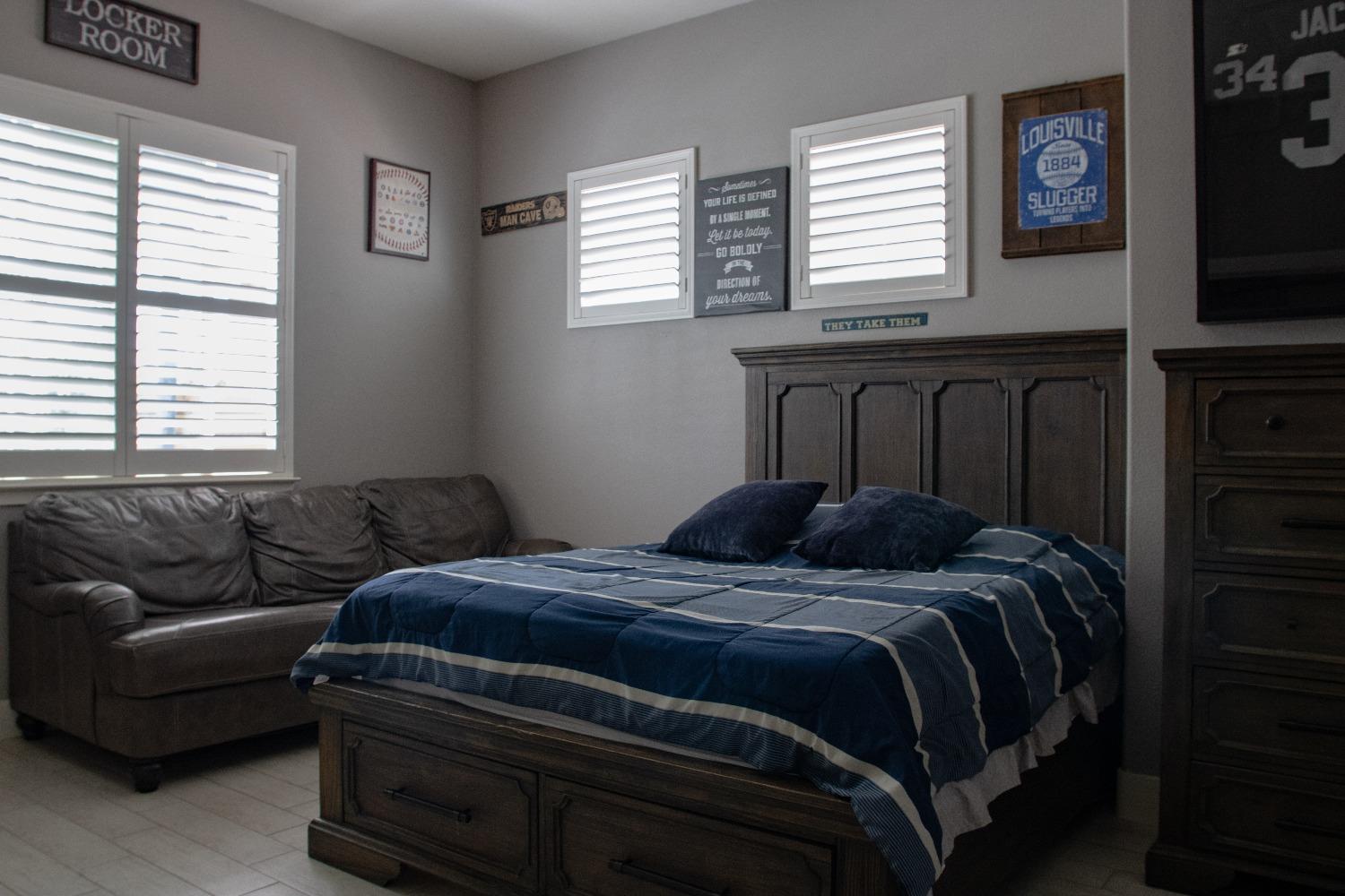 Detail Gallery Image 8 of 39 For 1731 Crystal Ct, Los Banos,  CA 93635 - 4 Beds | 2 Baths