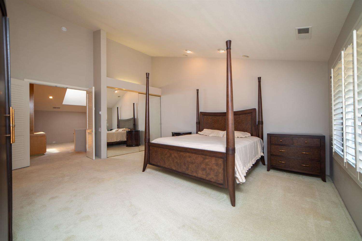 Detail Gallery Image 67 of 94 For 11457 Huntington Village Ln, Gold River,  CA 95670 - 4 Beds | 4/2 Baths