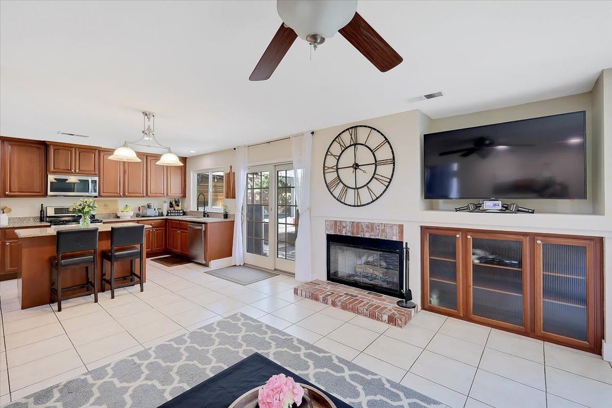 Detail Gallery Image 32 of 93 For 516 Radisson Dr, Yuba City,  CA 95991 - 5 Beds | 3 Baths