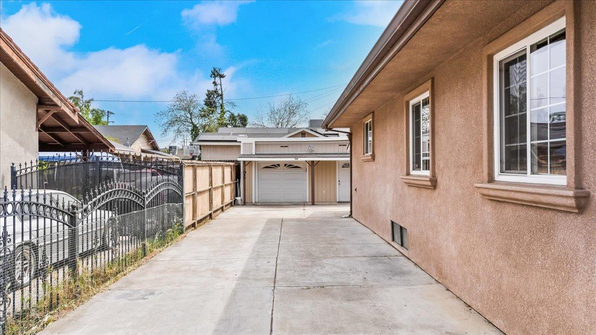 Detail Gallery Image 32 of 35 For 120 W Jackson St, Stockton,  CA 95206 - 3 Beds | 1 Baths