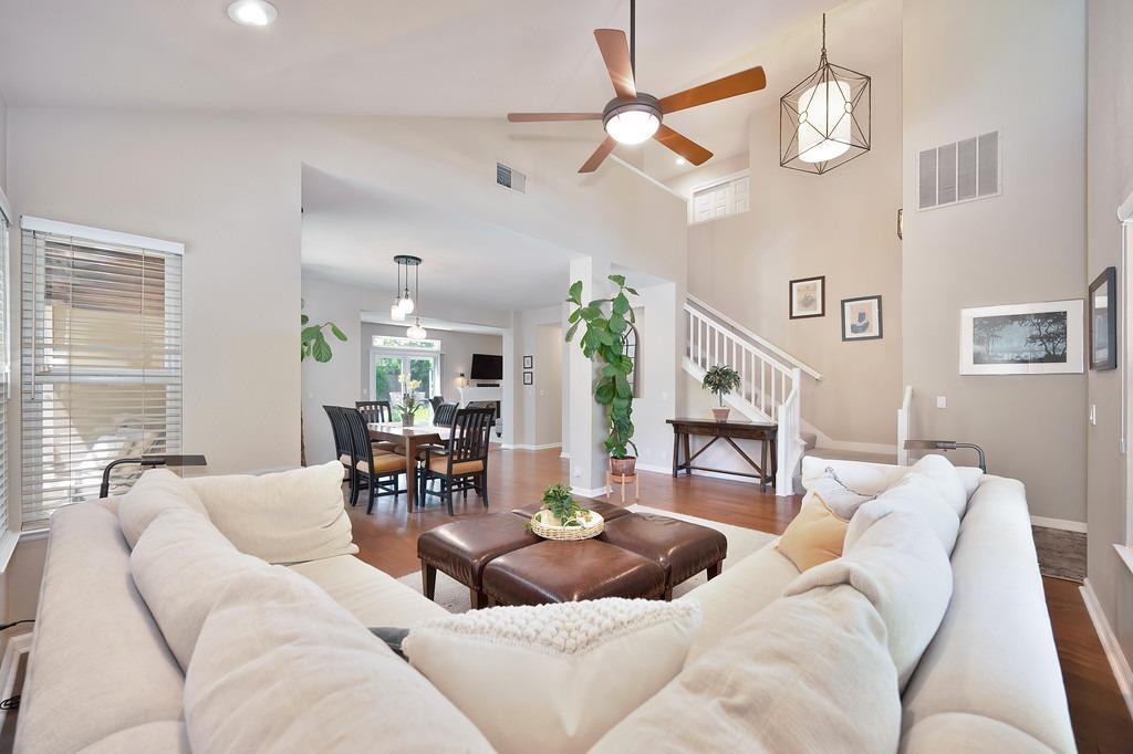 Detail Gallery Image 11 of 80 For 815 La Paz Dr, Davis,  CA 95618 - 4 Beds | 3 Baths