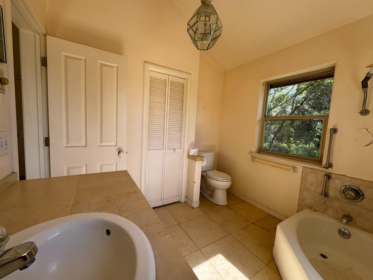 Detail Gallery Image 22 of 48 For 13375 Rue Montaigne, Oregon House,  CA 95962 - 3 Beds | 3 Baths
