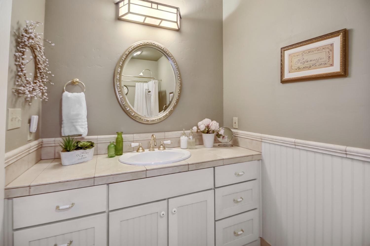 Detail Gallery Image 54 of 73 For 3232 Norris Ave, Sacramento,  CA 95821 - 4 Beds | 3 Baths