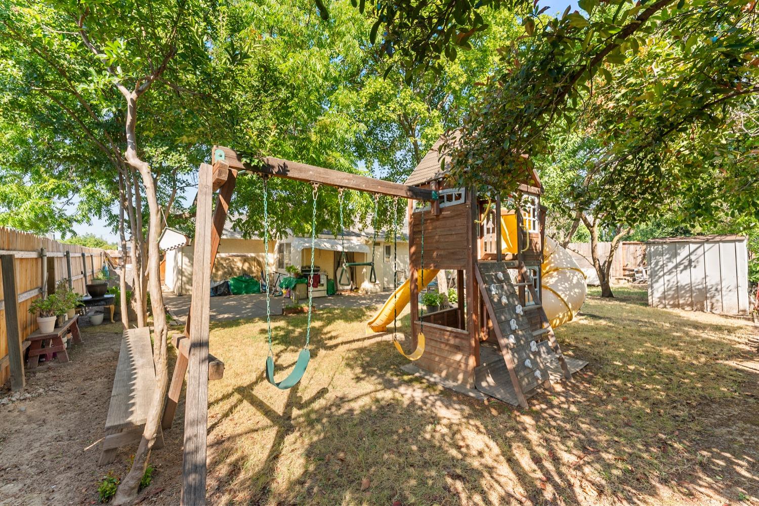 Detail Gallery Image 42 of 52 For 6353 La Cienega Dr, North Highlands,  CA 95660 - 3 Beds | 2 Baths