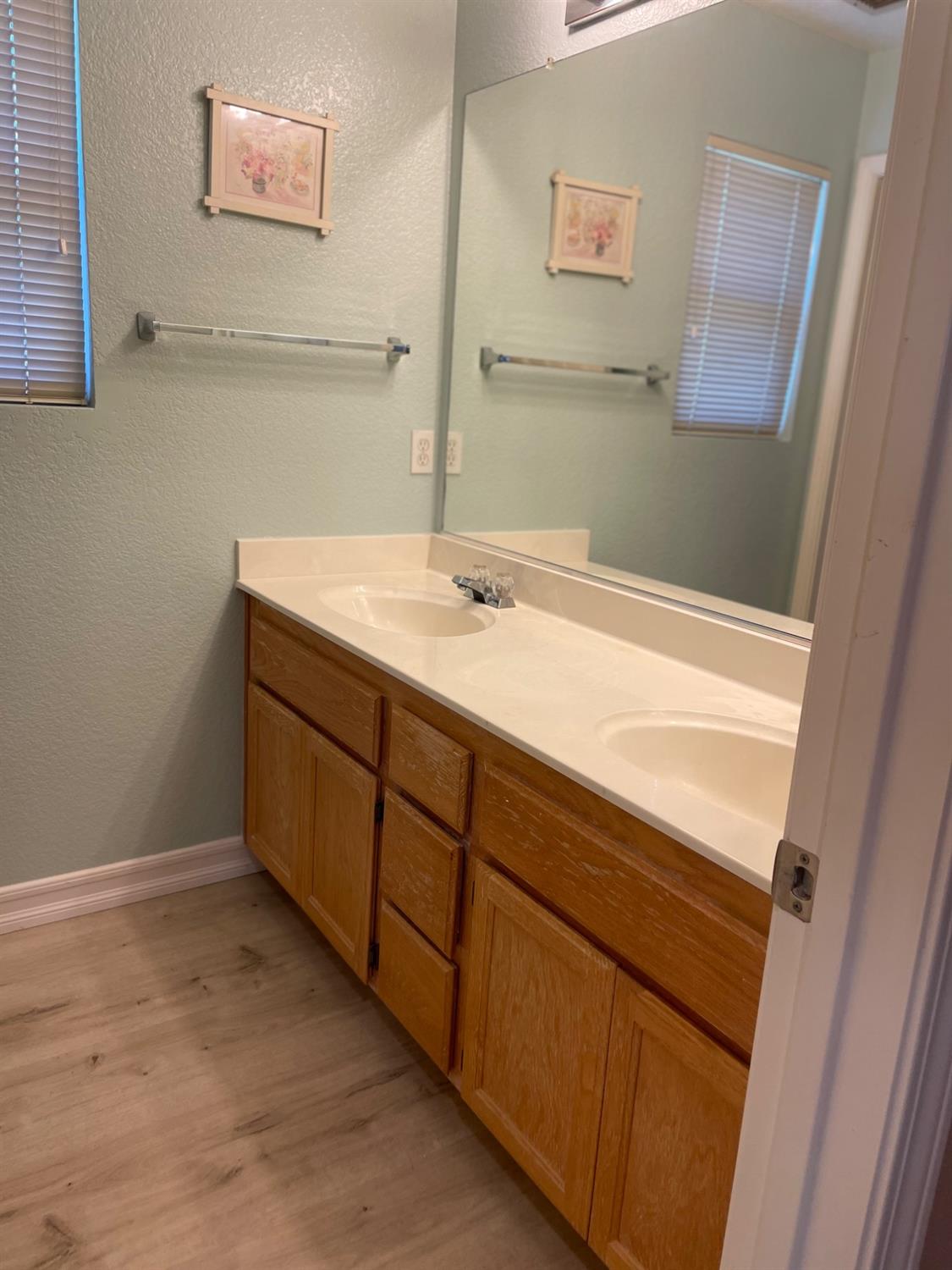 Detail Gallery Image 35 of 37 For 29 Acero Ct, Sacramento,  CA 95835 - 4 Beds | 3 Baths