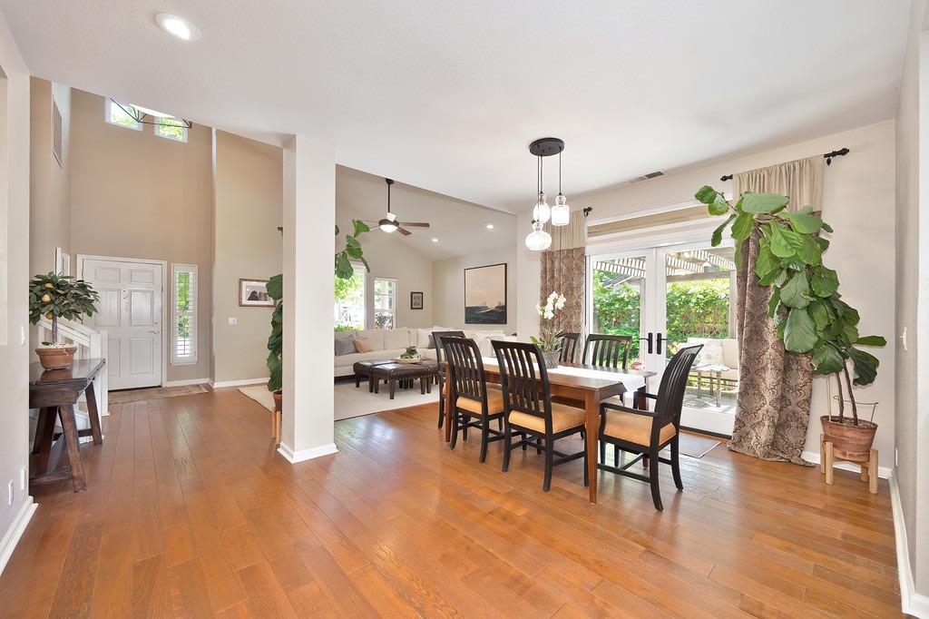 Detail Gallery Image 15 of 80 For 815 La Paz Dr, Davis,  CA 95618 - 4 Beds | 3 Baths