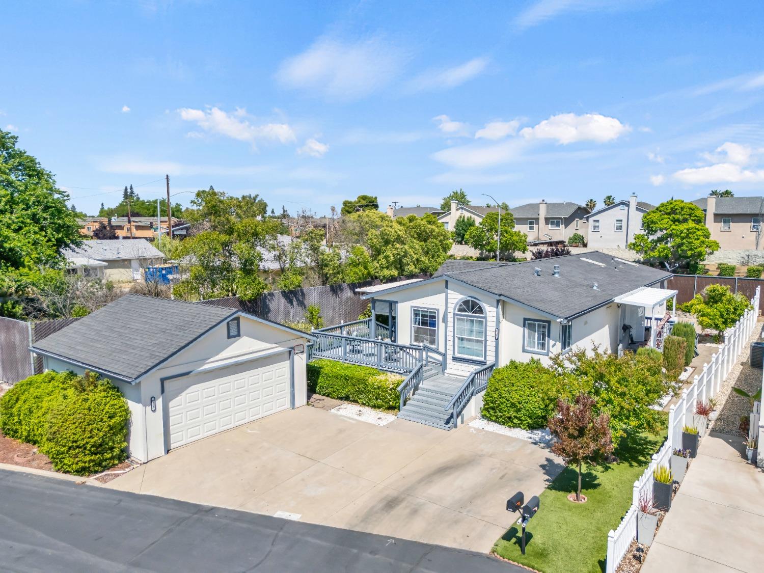 Detail Gallery Image 29 of 36 For 6417 Capital Cir 9, Sacramento,  CA 95828 - 3 Beds | 2 Baths
