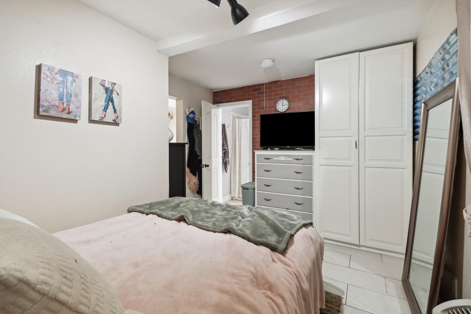 Detail Gallery Image 72 of 98 For 2590 S River Rd, West Sacramento,  CA 95691 - 3 Beds | 2/1 Baths