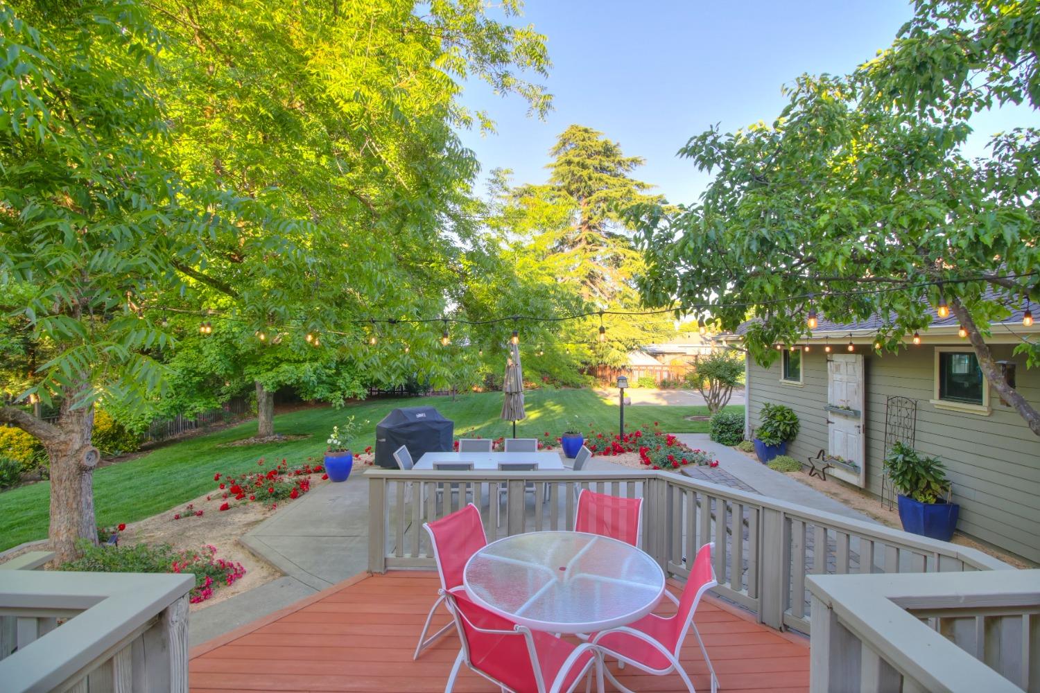 Detail Gallery Image 38 of 73 For 3232 Norris Ave, Sacramento,  CA 95821 - 4 Beds | 3 Baths