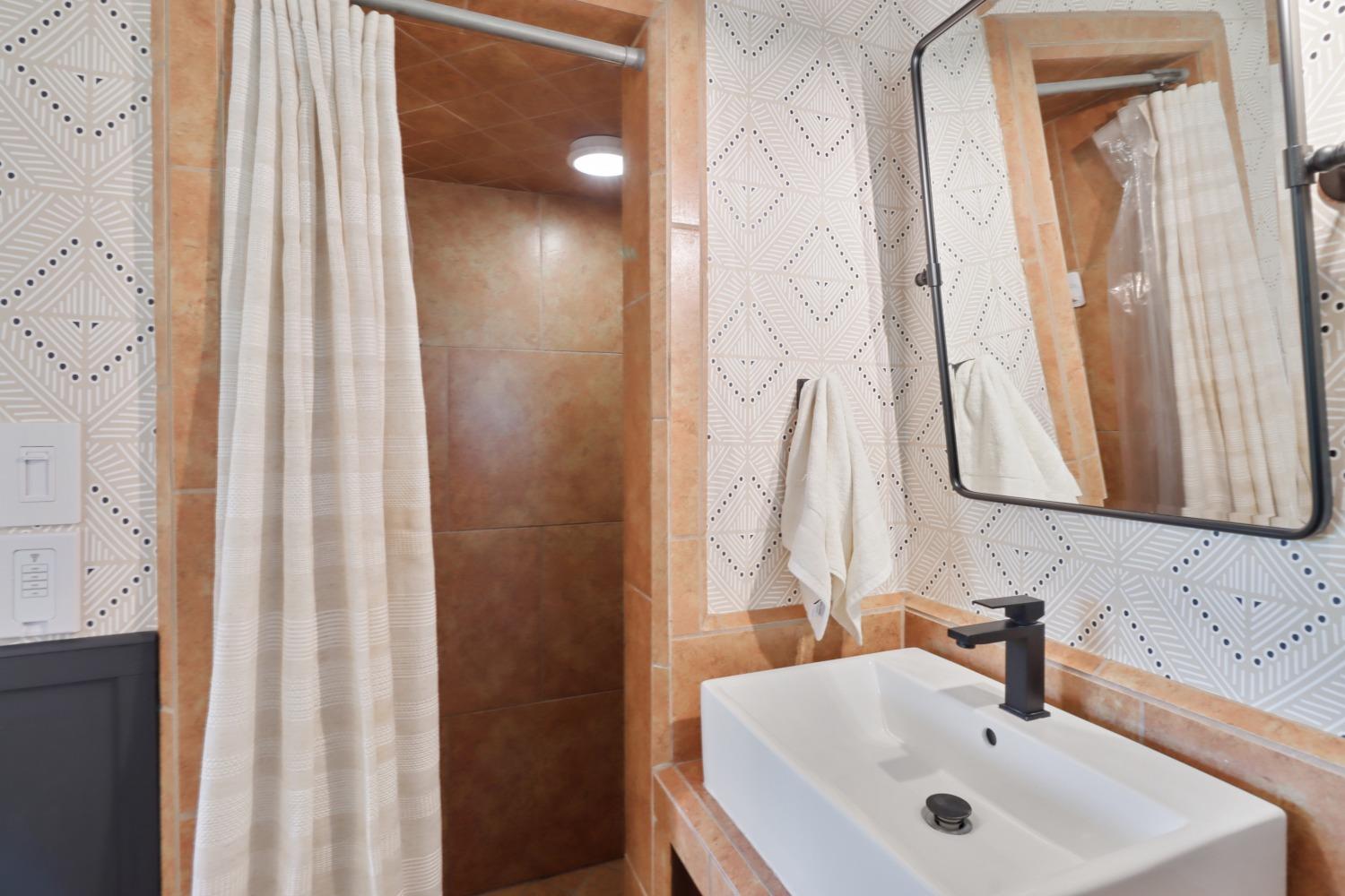 Detail Gallery Image 32 of 98 For 2590 S River Rd, West Sacramento,  CA 95691 - 3 Beds | 2/1 Baths