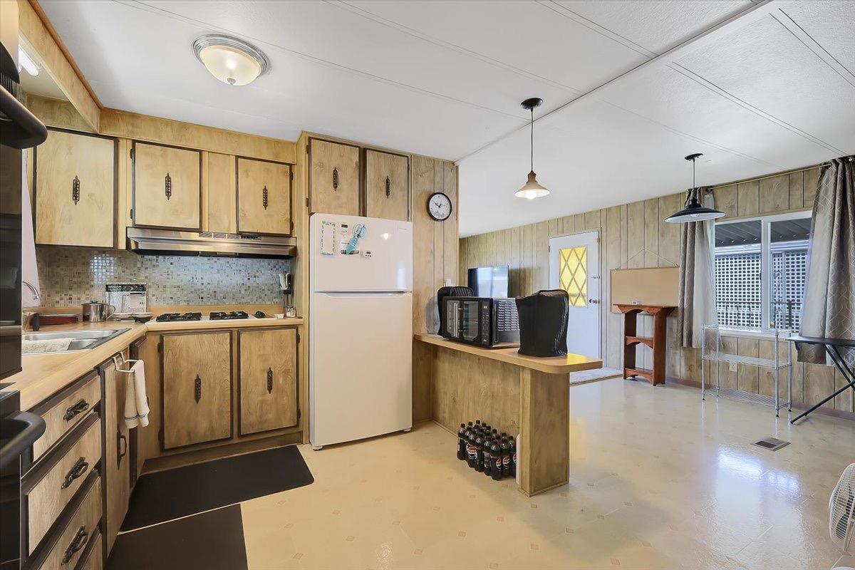 Detail Gallery Image 13 of 28 For 1155 Pease Rd. 228, Yuba City,  CA 95993 - 2 Beds | 2 Baths
