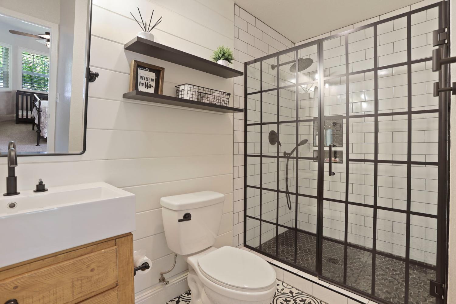 Detail Gallery Image 34 of 41 For 1120 W Oak St, Lodi,  CA 95240 - 3 Beds | 2 Baths