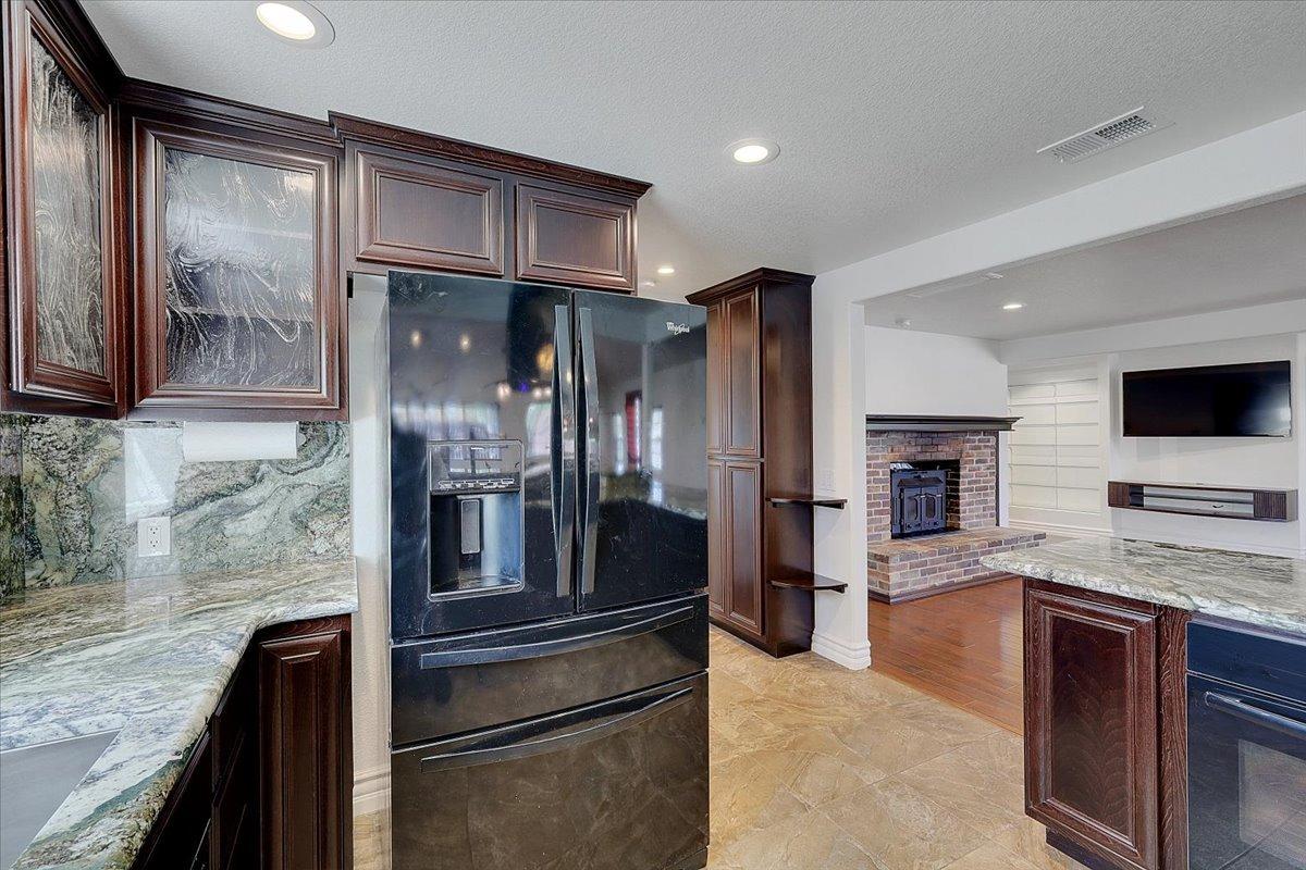 Detail Gallery Image 17 of 69 For 5078 Western Ave, Olivehurst,  CA 95961 - 3 Beds | 2 Baths