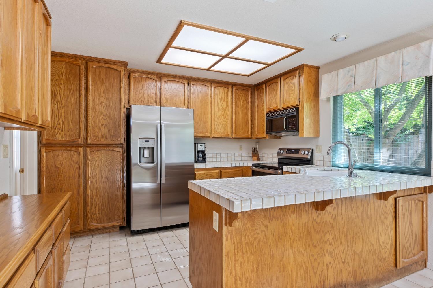 Detail Gallery Image 14 of 36 For 2954 Savanna Dr, Tracy,  CA 95377 - 3 Beds | 2/1 Baths