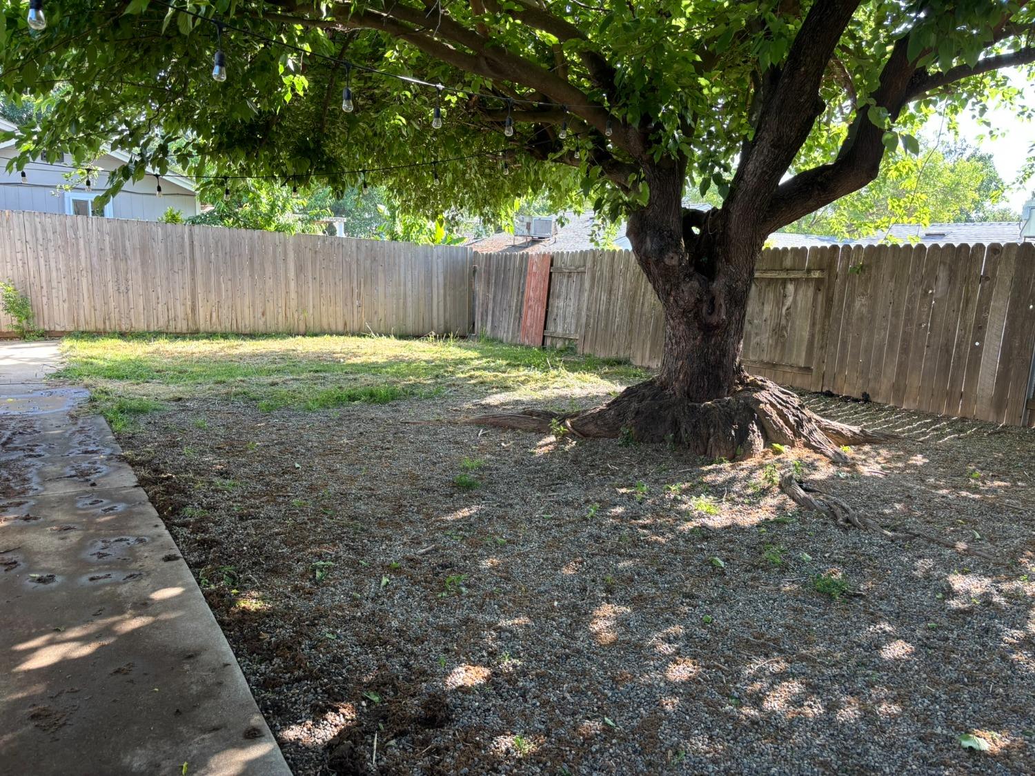 Detail Gallery Image 1 of 14 For 7512 Wooddale Way, Citrus Heights,  CA 95610 - 2 Beds | 1 Baths