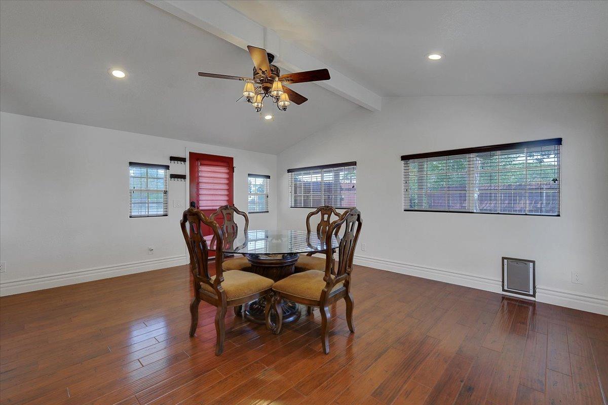 Detail Gallery Image 6 of 69 For 5078 Western Ave, Olivehurst,  CA 95961 - 3 Beds | 2 Baths