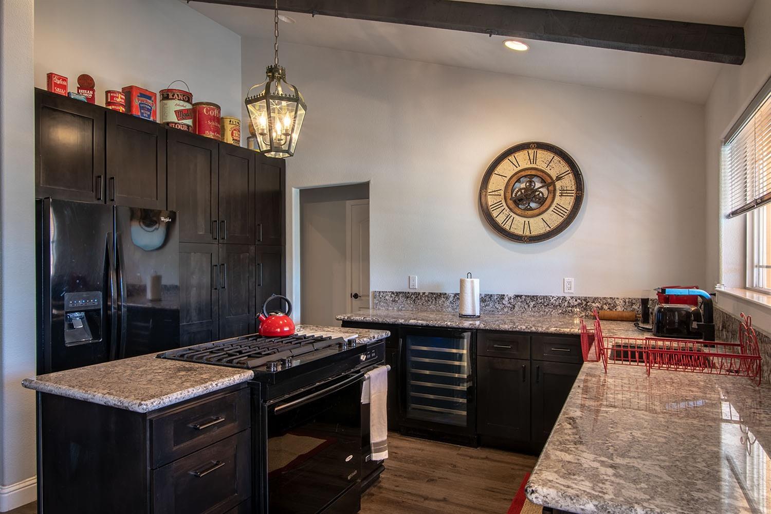 Detail Gallery Image 3 of 23 For 13689 Brannon Ct, Nevada City,  CA 95959 - 3 Beds | 2 Baths