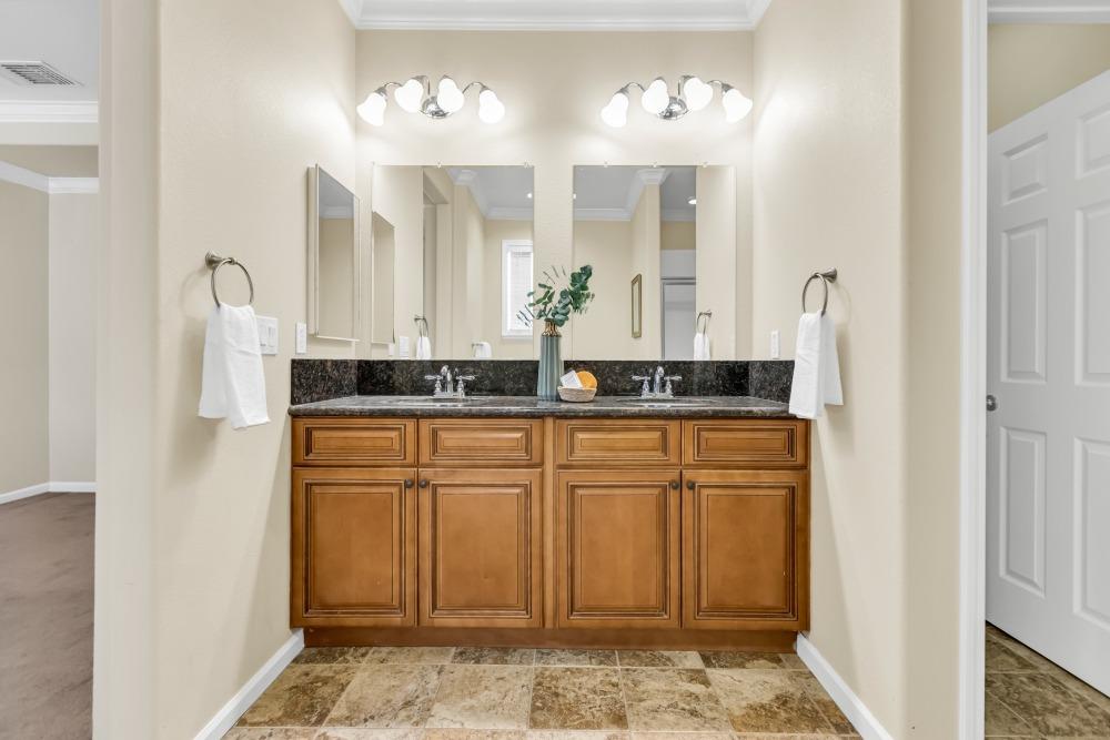 Detail Gallery Image 37 of 51 For 7885 Monaldo Walk, Sacramento,  CA 95823 - 3 Beds | 2/1 Baths