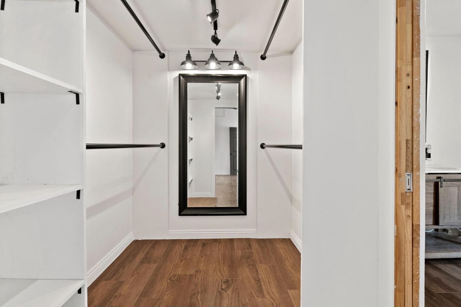 Detail Gallery Image 10 of 39 For 899 Bromley Ave, Yuba City,  CA 95993 - 3 Beds | 2 Baths