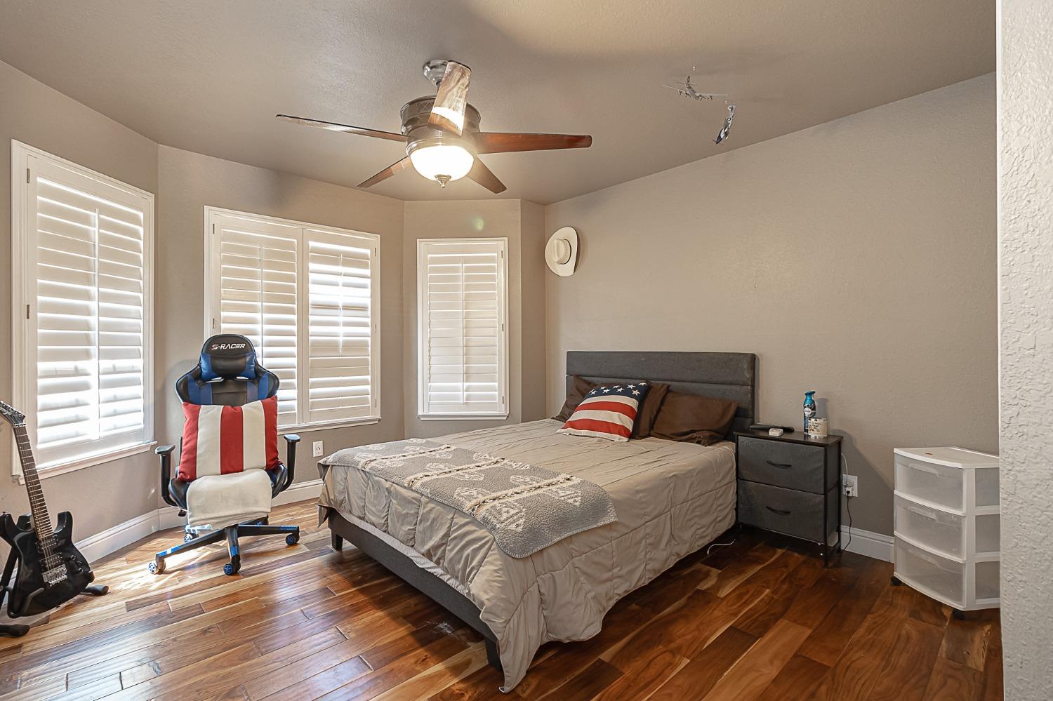 Detail Gallery Image 17 of 33 For 9925 Poppy Hills Dr, Oakdale,  CA 95361 - 4 Beds | 2 Baths