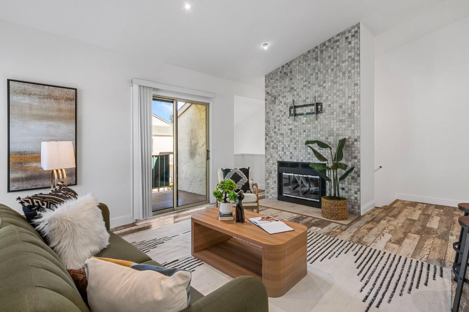 Detail Gallery Image 9 of 28 For 999 Porter Ave #12,  Stockton,  CA 95207 - 2 Beds | 1 Baths