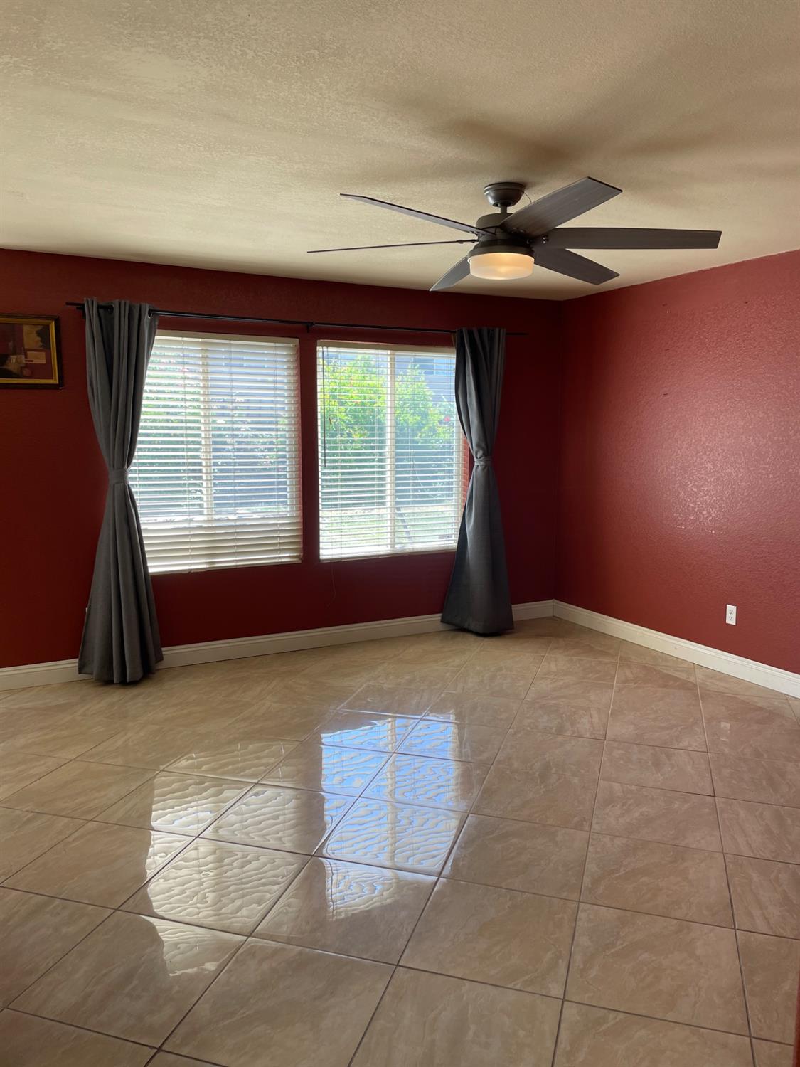 Detail Gallery Image 6 of 37 For 29 Acero Ct, Sacramento,  CA 95835 - 4 Beds | 3 Baths