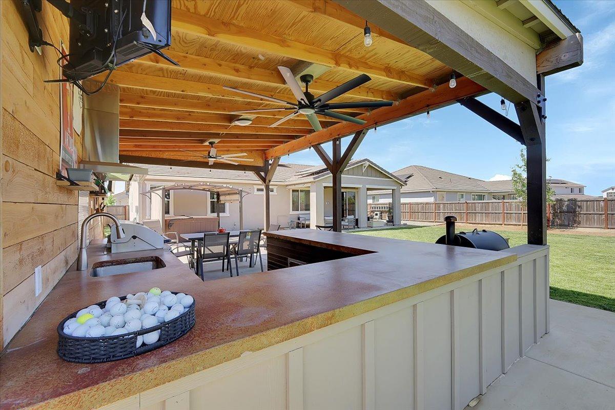 Detail Gallery Image 50 of 63 For 1465 Minories Dr, Plumas Lake,  CA 95961 - 3 Beds | 2 Baths