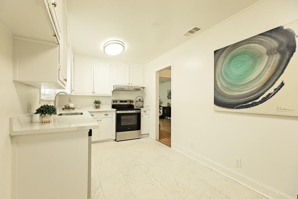 Detail Gallery Image 33 of 40 For 2011 W Sonoma Ave, Stockton,  CA 95204 - 3 Beds | 1 Baths