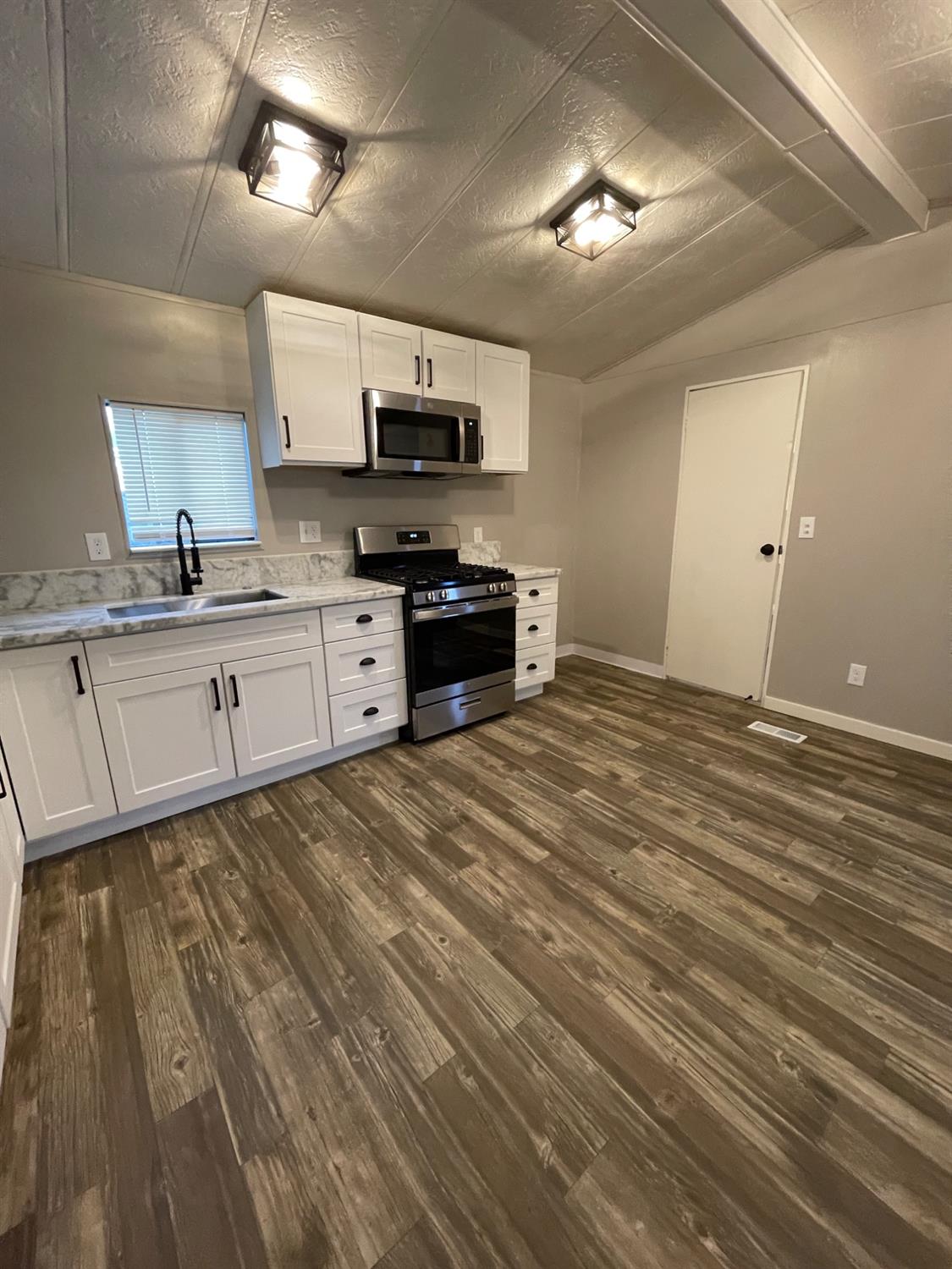Detail Gallery Image 25 of 46 For 9419 Landrum St 8, Plymouth,  CA 95669 - 2 Beds | 2 Baths