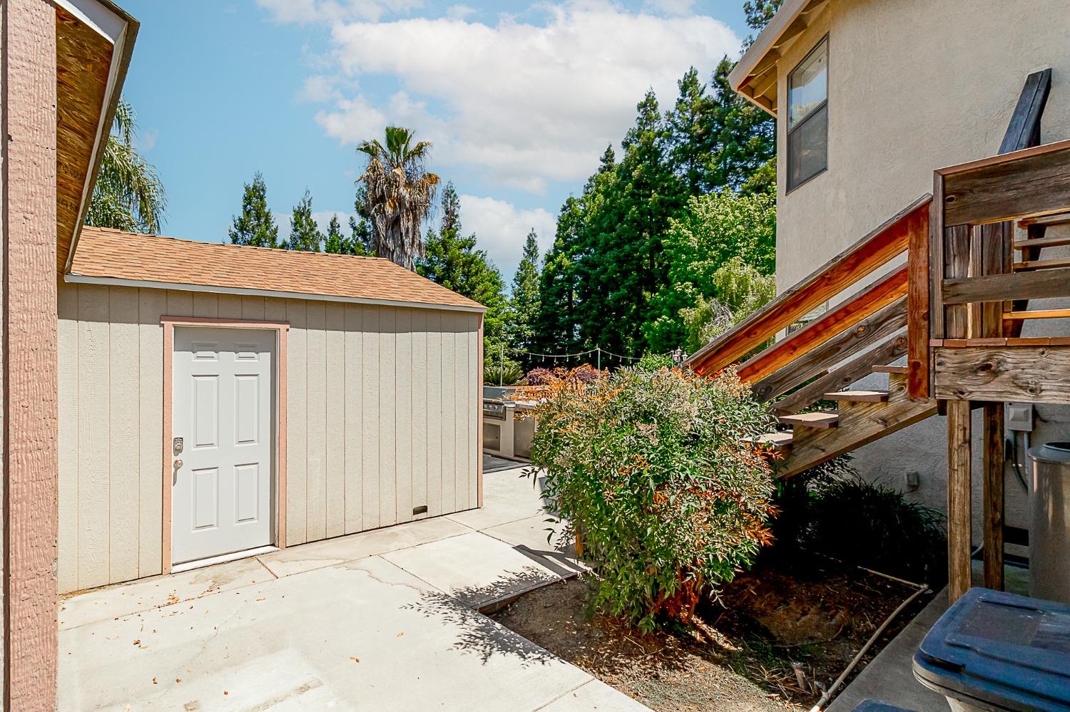 Detail Gallery Image 30 of 33 For 9925 Poppy Hills Dr, Oakdale,  CA 95361 - 4 Beds | 2 Baths