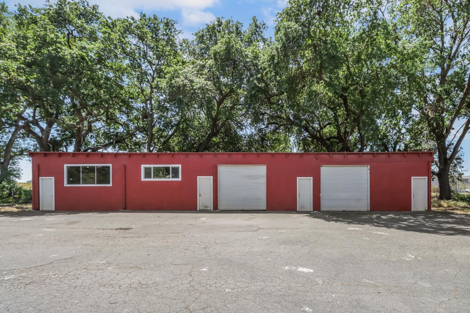 Detail Gallery Image 85 of 98 For 2590 S River Rd, West Sacramento,  CA 95691 - 3 Beds | 2/1 Baths