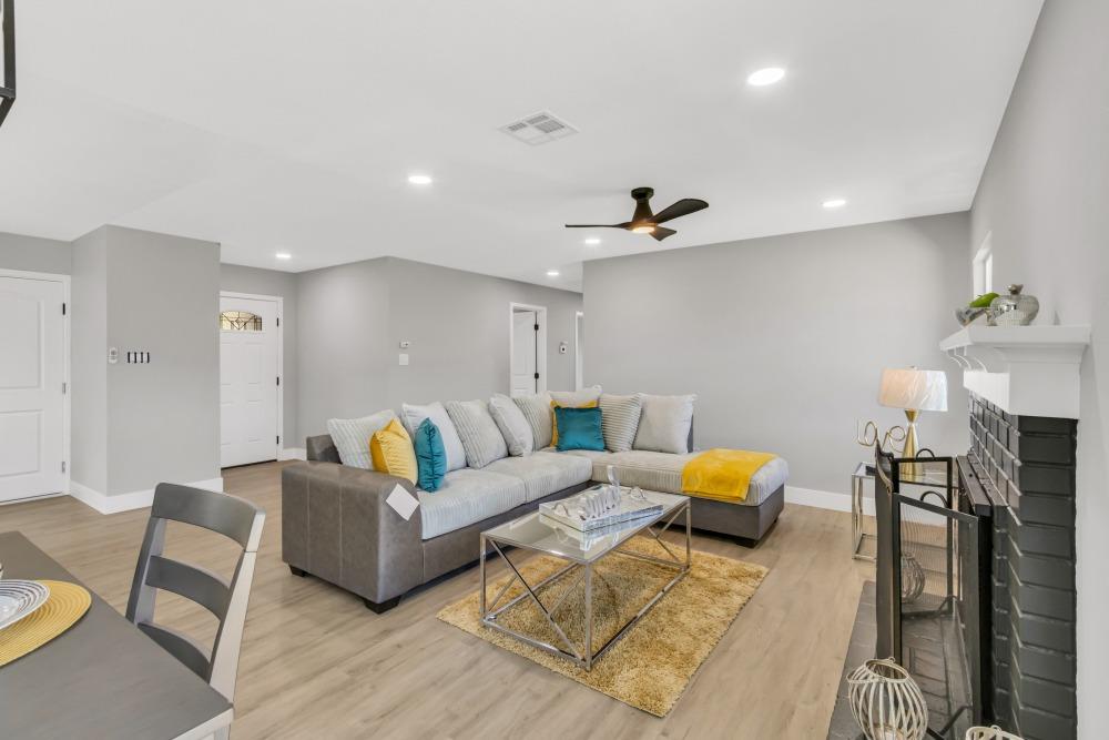 Detail Gallery Image 1 of 52 For 3627 Mc Cain Way, North Highlands,  CA 95660 - 3 Beds | 2 Baths