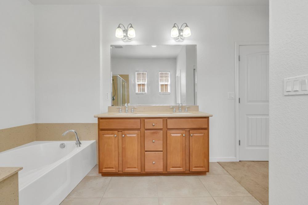 Detail Gallery Image 22 of 39 For 277 W Saint Francis Ave, Mountain House,  CA 95391 - 3 Beds | 3 Baths