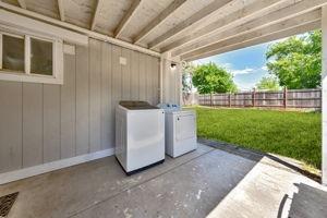 Detail Gallery Image 9 of 15 For 411 Potomac Ave, Sacramento,  CA 95833 - 3 Beds | 2 Baths