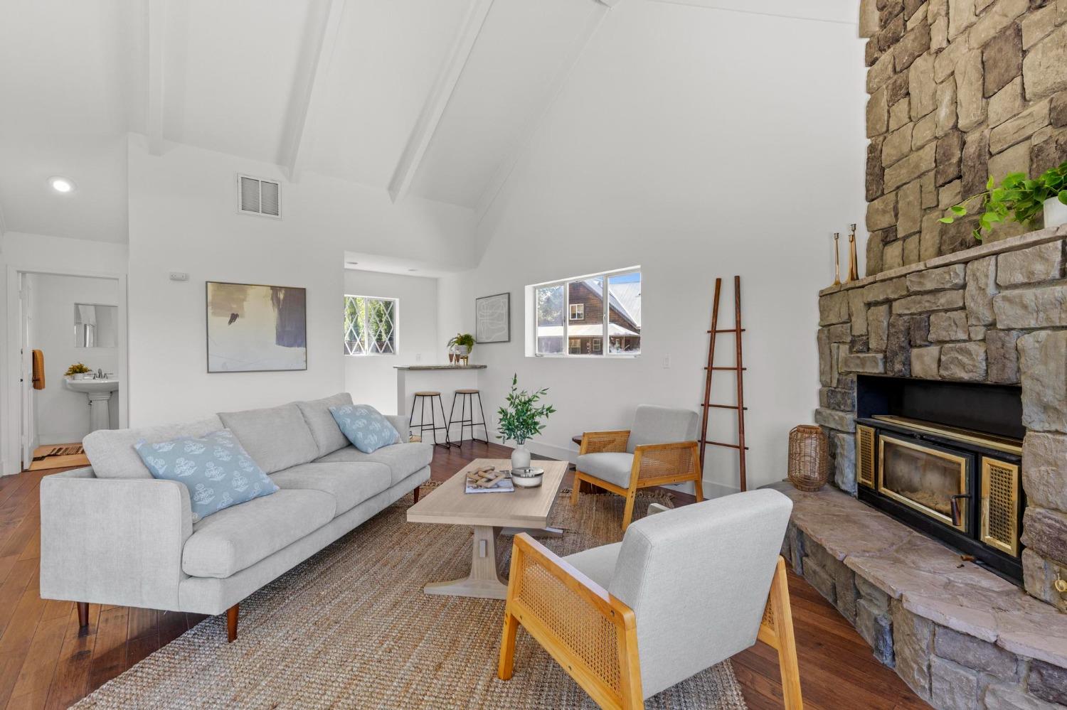 Detail Gallery Image 22 of 82 For 22160 Winchester Way, Colfax,  CA 95713 - 5 Beds | 3/2 Baths