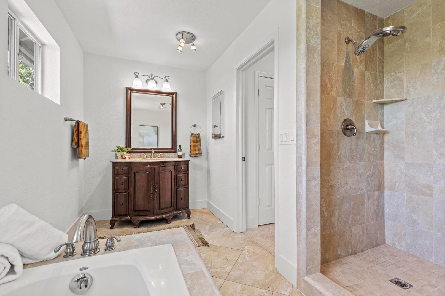 Detail Gallery Image 50 of 82 For 22160 Winchester Way, Colfax,  CA 95713 - 5 Beds | 3/2 Baths