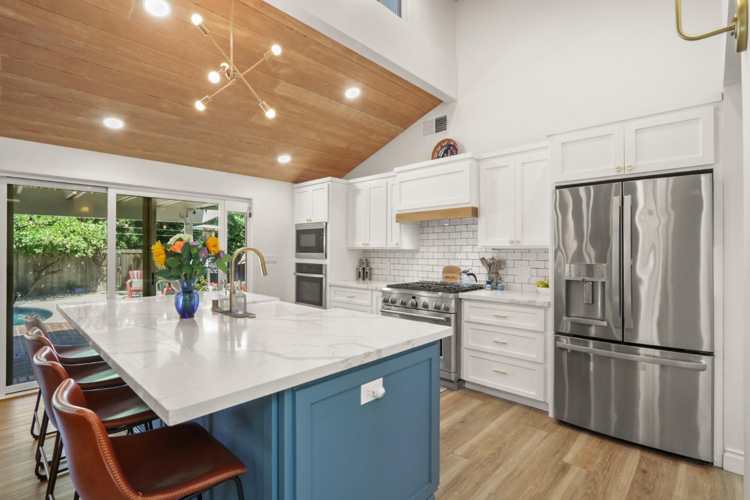 Detail Gallery Image 13 of 68 For 120 Clunie Dr, Sacramento,  CA 95864 - 4 Beds | 3/1 Baths