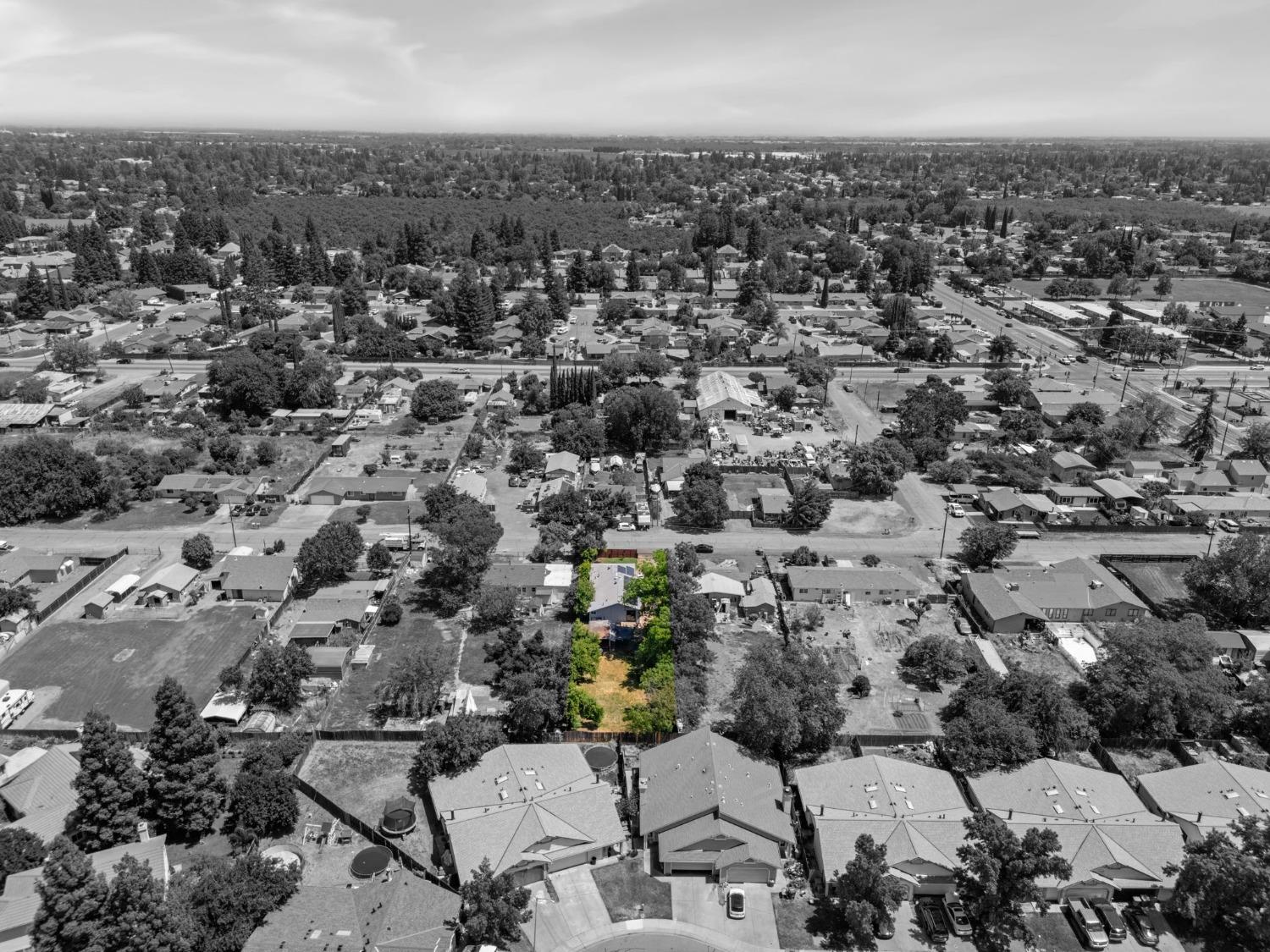 Detail Gallery Image 33 of 39 For 899 Bromley Ave, Yuba City,  CA 95993 - 3 Beds | 2 Baths