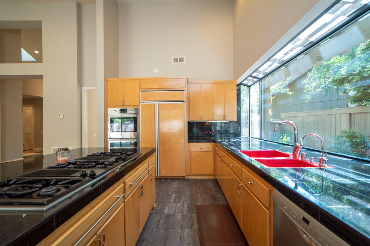 Detail Gallery Image 53 of 94 For 11457 Huntington Village Ln, Gold River,  CA 95670 - 4 Beds | 4/2 Baths