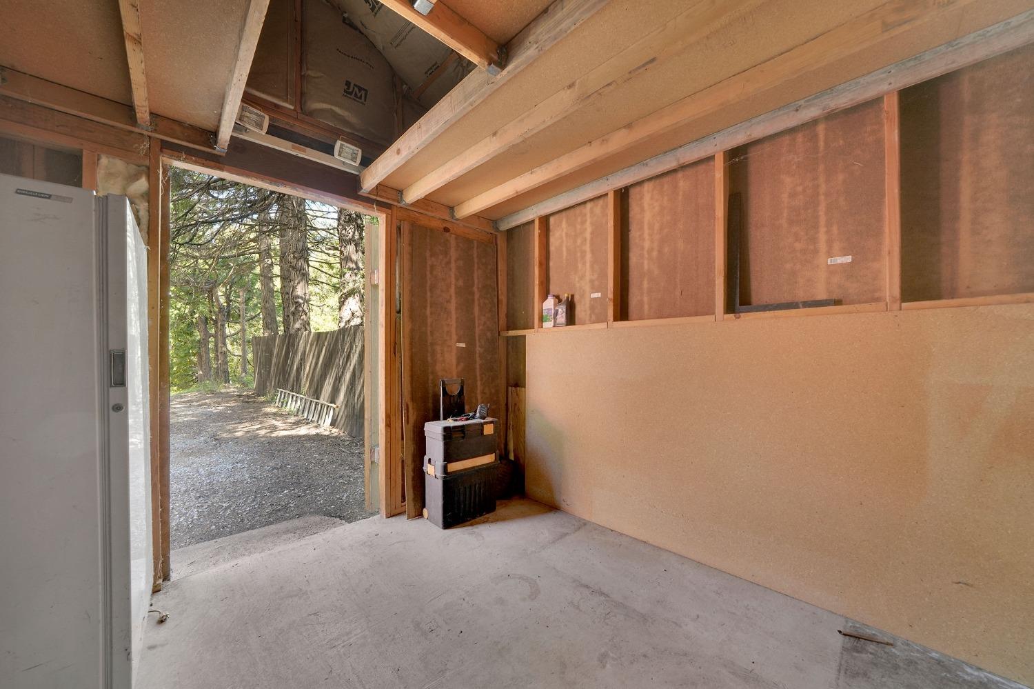 Detail Gallery Image 24 of 31 For 22895 Rocky Ln, Pioneer,  CA 95666 - 2 Beds | 1 Baths