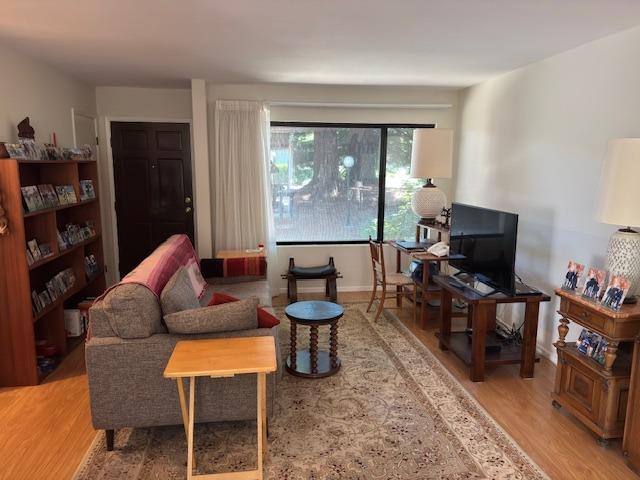 Detail Gallery Image 11 of 14 For 15 Colby Ct, Sacramento,  CA 95825 - 2 Beds | 2/1 Baths